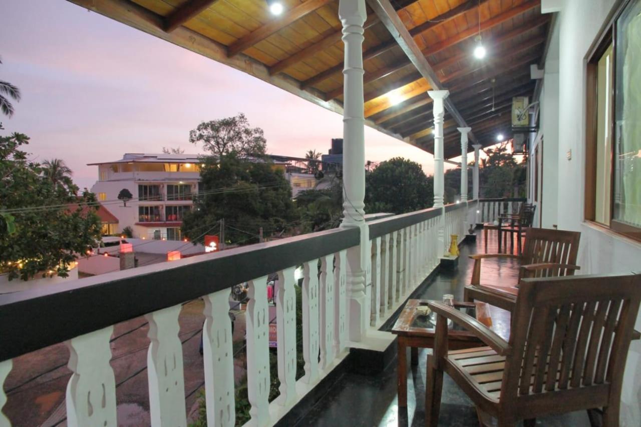 Sunny Mood Guest House Унаватуна Экстерьер фото