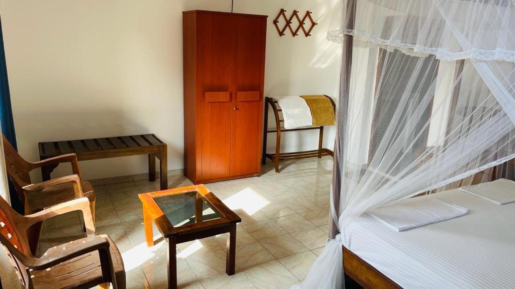 Sunny Mood Guest House Унаватуна Экстерьер фото